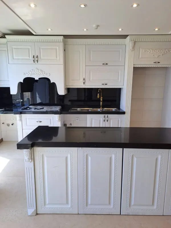 image 98 متر / 2 خواب / غرق نور / تاپ لوکیشن جردن 2